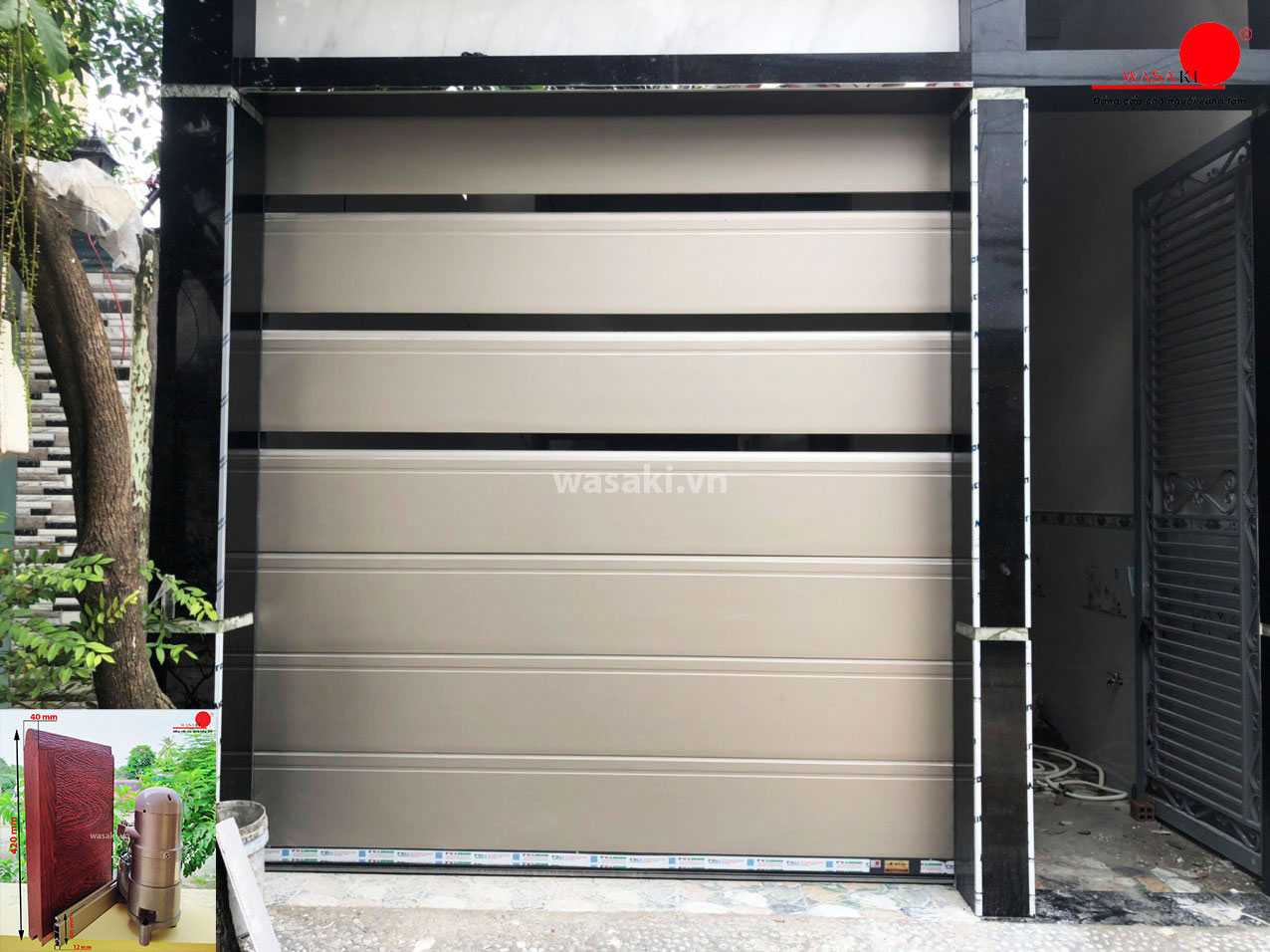 cua-cuon-lop-g601-mau-ghi-xuoc-anh-vang