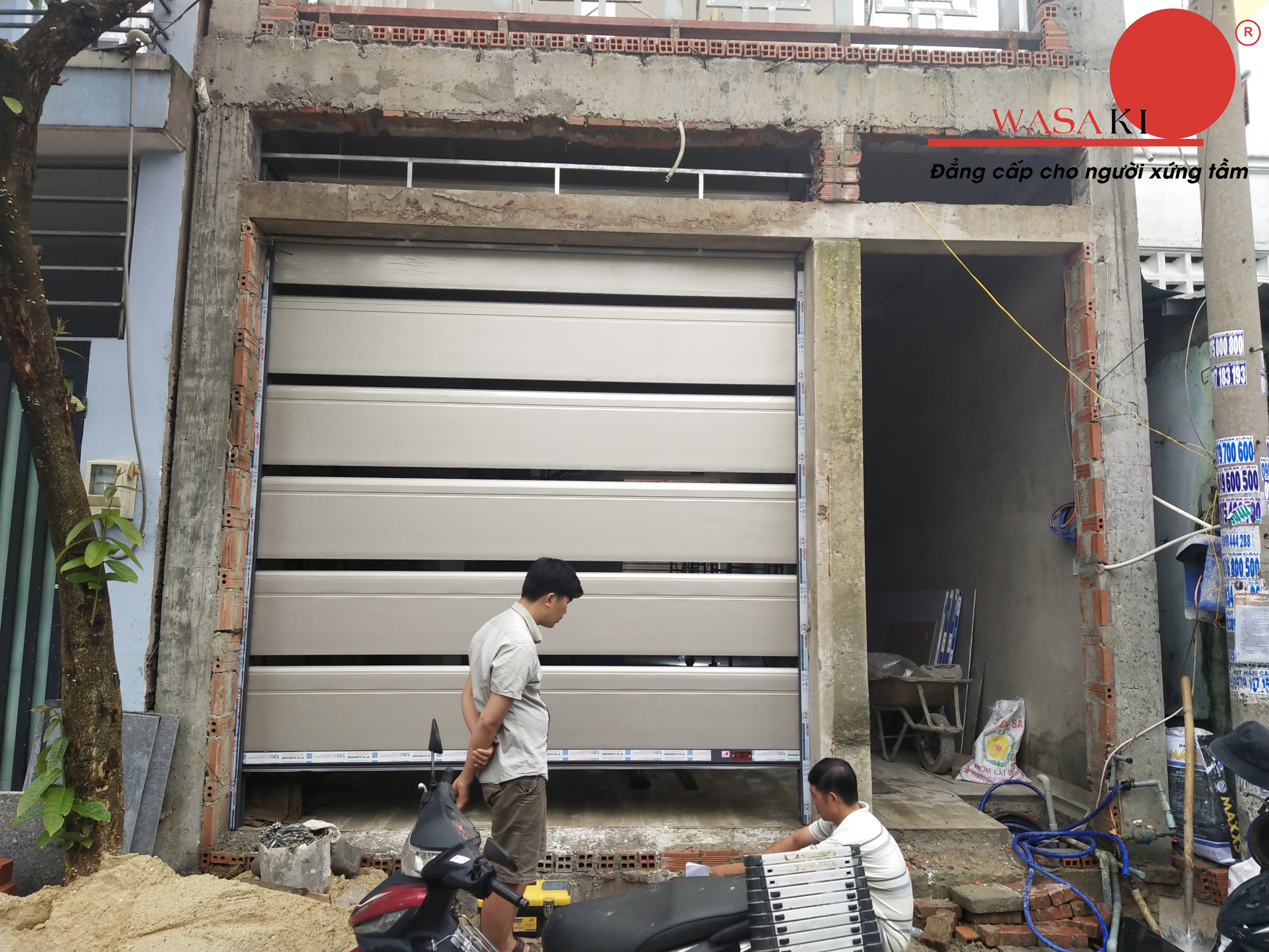 Tu-van-chon-mua-cua-cuon-binh-dinh-1