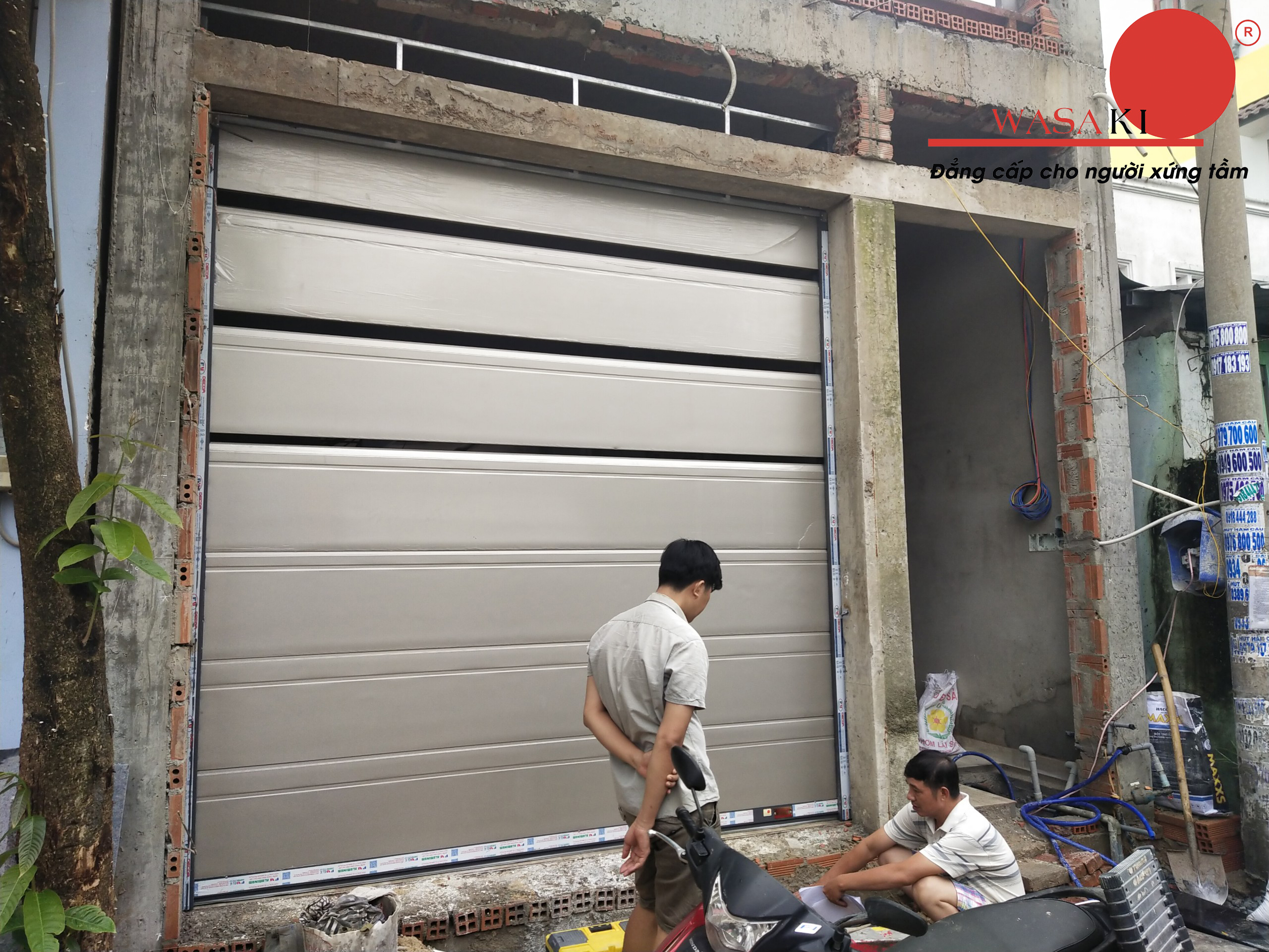 Tu-van-chon-mua-cua-cuon-binh-dinh-2