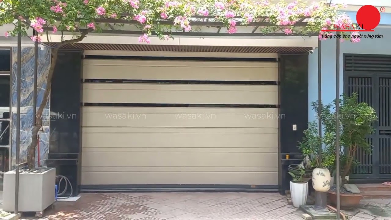 Video Thumbnail: Cửa Xếp Lớp Wasaki G601 - Cửa Bản Nan Lớn Độc Quyền Tại Việt Nam