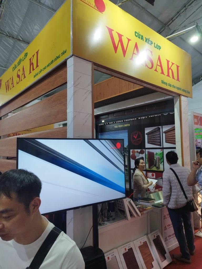 Cua-xep-lop-wasaki-doc-quyen-tai-viet-nam-3